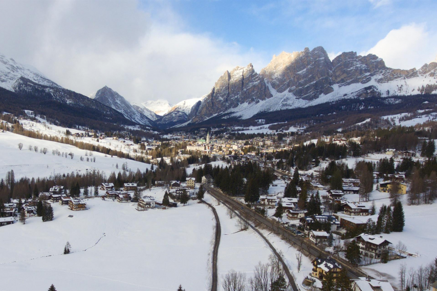 Cortina