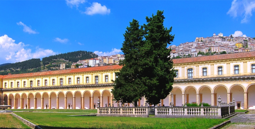 1 CERTOSA SAN LORENZO DI PADULA